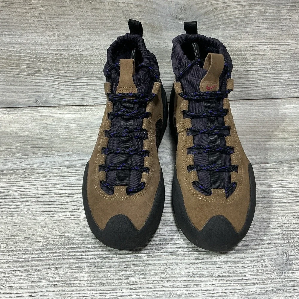 Vintage Nike Hiking Shoes 90s Rock Mountain Climbing Athletic Sneakers Size 8.5